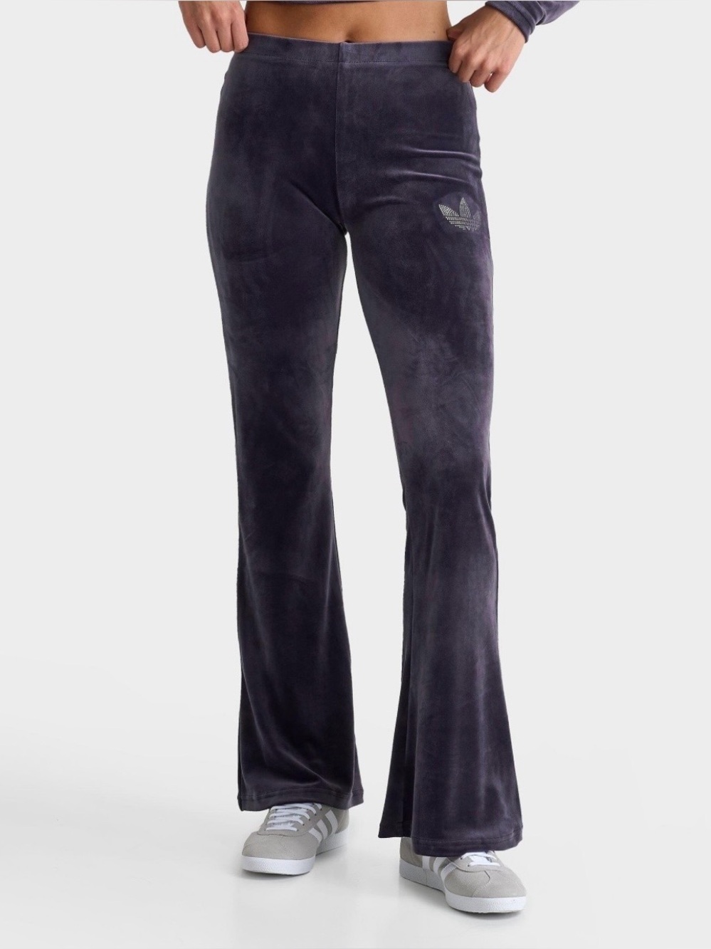 🆕 Adidas Originals Bling Flares Velour Flare Pants Aurora Black Size M